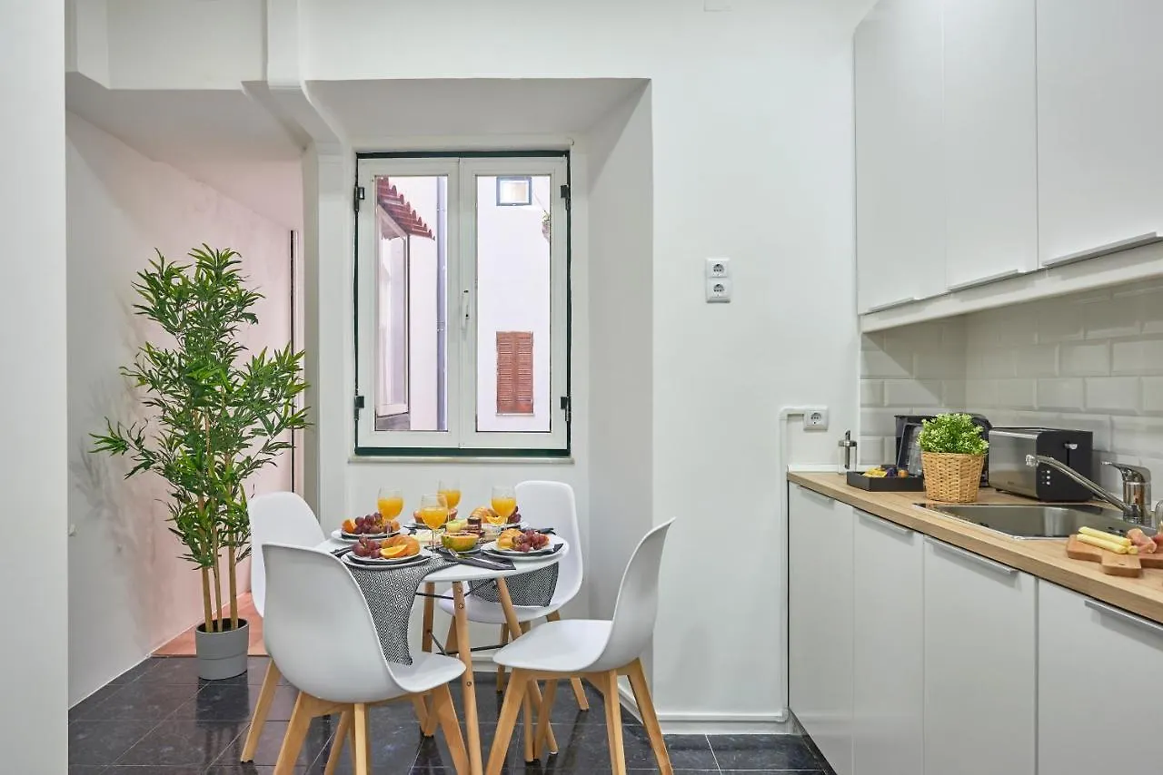 Апартаменты Casa Portuguesa Combro Лиссабон